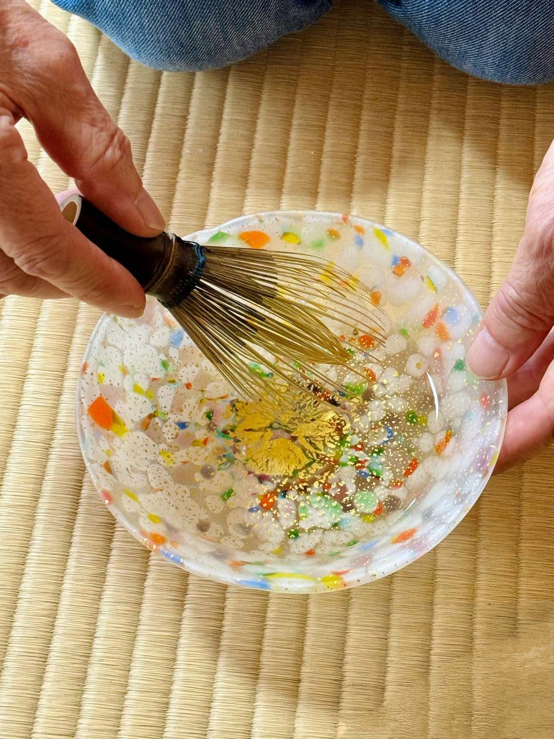 涼しさは、目に、手に、茶の中に
