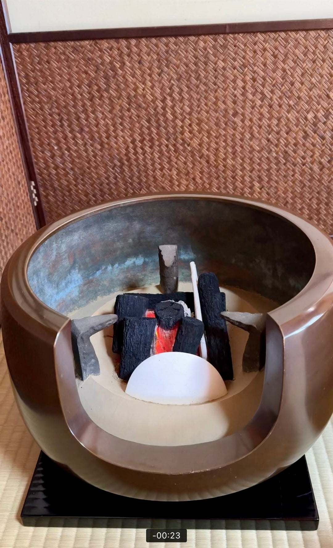 初風炉のよろこびと、面取り風炉のあたたかさ